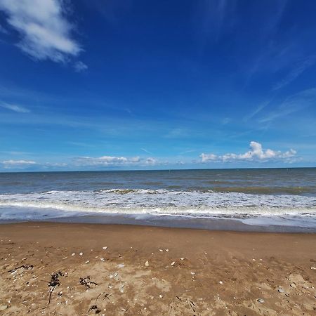 Super Deauville Appartement 2 Pieces Cosy Proche Plage Plein Sud Villers-sur-Mer Bagian luar foto